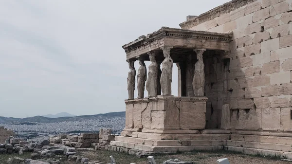 Ancient Marble Temple Acropolis Hill Athens Greece Caryatids Erechtheion Cloudy — Stock Photo, Image
