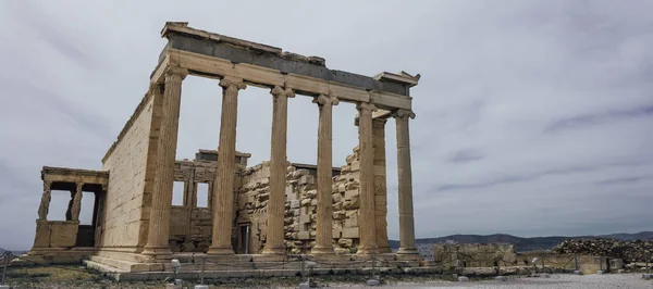 Yunanistan Başkenti Atina Daki Akropolis Tepesindeki Antik Mermer Tapınağın Kalıntıları — Stok fotoğraf