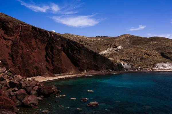 Paesaggio Panoramico Spiaggia Sabbia Rossa Vicino Villaggio Akrotiri Sull Isola — Foto Stock