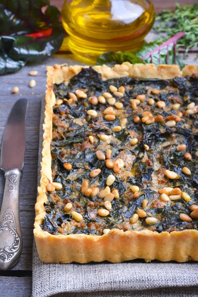 Tart with chard and minced — Stock Photo, Image