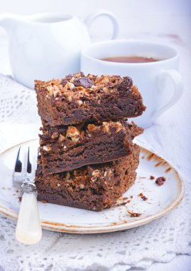 fındıklı çikolatalı pasta