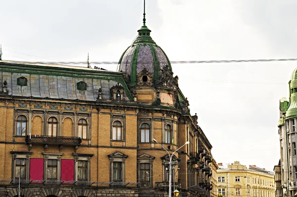 Edifícios em Lviv centro da cidade — Fotografia de Stock