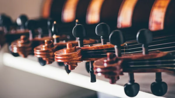Close up of detail of violin, shallow dof. — Stock Photo, Image
