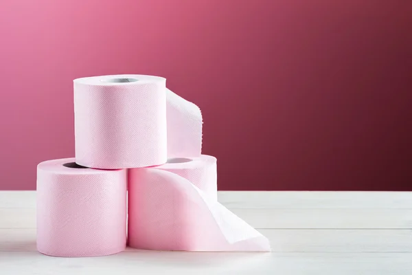 Toilet paper on the table — Stock Photo, Image