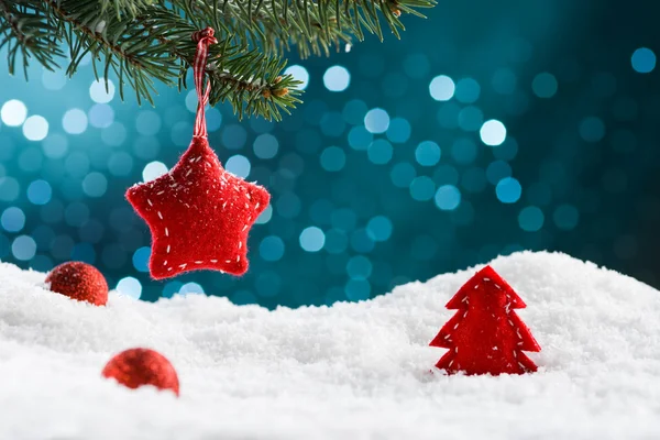 Vánoční dekorace na modrém pozadí — Stock fotografie