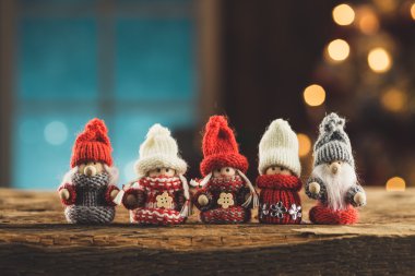 Cüceler aile rahat yazlık ahşap tablo
