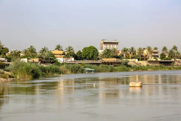 Fotografie Pro Řeku Tigris Bagdádu Iráku Znečištění Vody Zbytky Jako — Stock fotografie