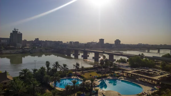 Gece boyunca Bağdat