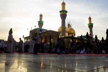 Imam Moussa al Kâzım Tapınak