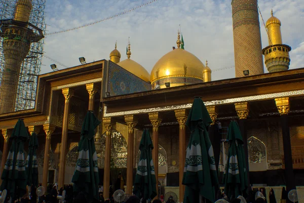 Le sanctuaire de l'imam Moussa al Kadhim — Photo