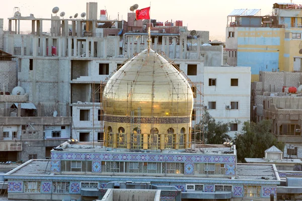 Cupola del santuario di Sayeda Zeinab in Siria — Foto Stock