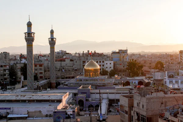 Sayeda zeinab tapınak Suriye