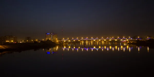 Baghdad in der Nacht — Stockfoto