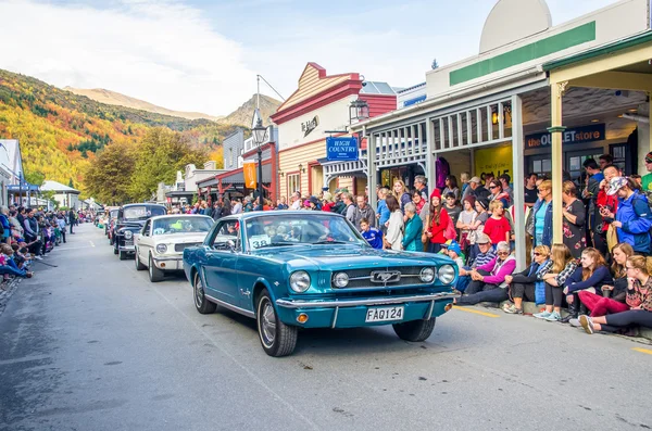 Festival de otoño de Arrowtown en Buckingham Street, Nueva Zelanda . — Foto de Stock