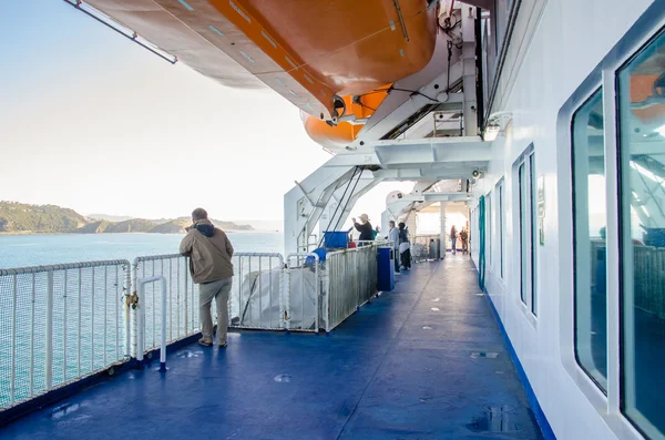 İnsanlar Interisander'ın Cook Boğazı feribot Yeni Zelanda güvertede görülen keşfetmek olabilir