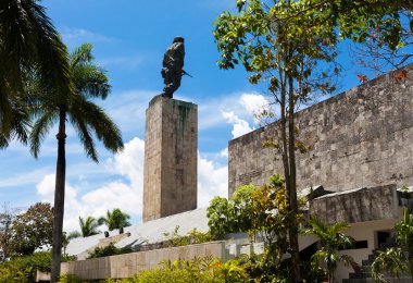 Santa Clara, Cuba - 27 Haziran 2014: Che Guevara heykel Santa Clara Küba Devrimi şehirde