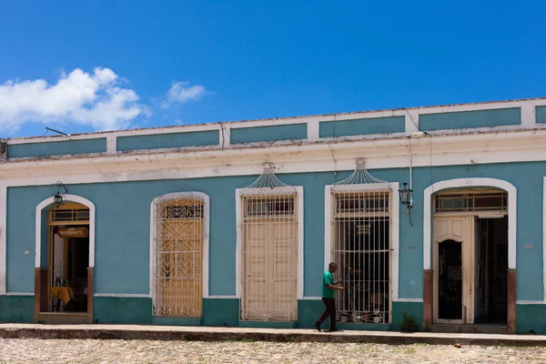 从历史建筑物 7 古巴特立尼达体系结构视图 — 图库照片