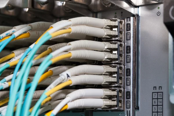 Fiber optical connection redundancy on the internet cloud services server — Stock Photo, Image