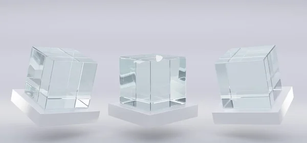 Cubo de vidrio o plástico en soporte blanco en diferentes ángulos de visión. Escaparate cuadrado transparente en blanco, podio de exhibición, bloque de cristal. Mockup de la caja de acrílico o plexiglás 3d para la exhibición aislada en fondo gris — Foto de Stock
