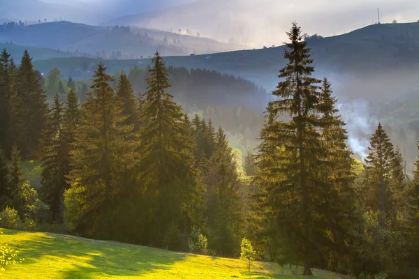 Dağ hills göster — Stok fotoğraf