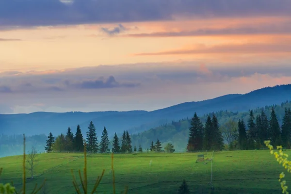 Carpates vue sur la montagne — Photo