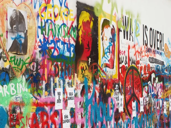 Nová tvář Lennonova zeď v Praze — Stock fotografie