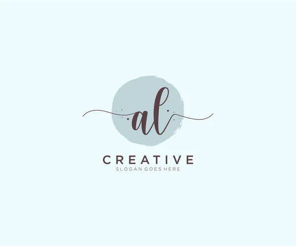 Feminine Logo Beauty Monogram Elegant Logo Design Handwriting Logo Initial — 图库矢量图片