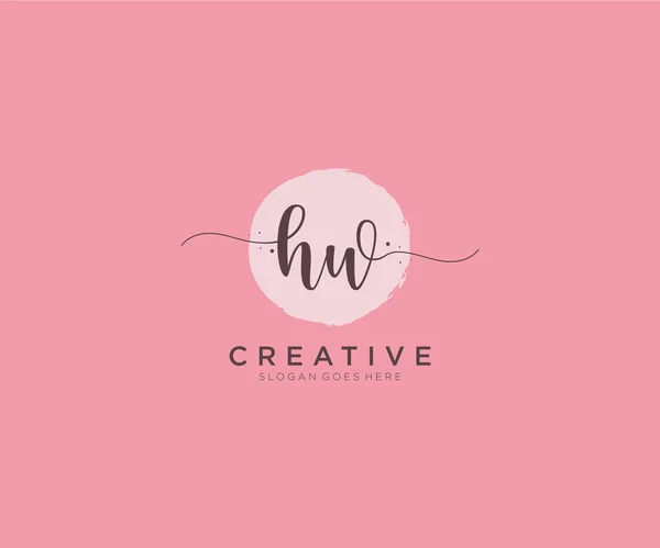 Feminine Logo Beauty Monogram Elegant Logo Design Handwriting Logo Initial — Stock Vector