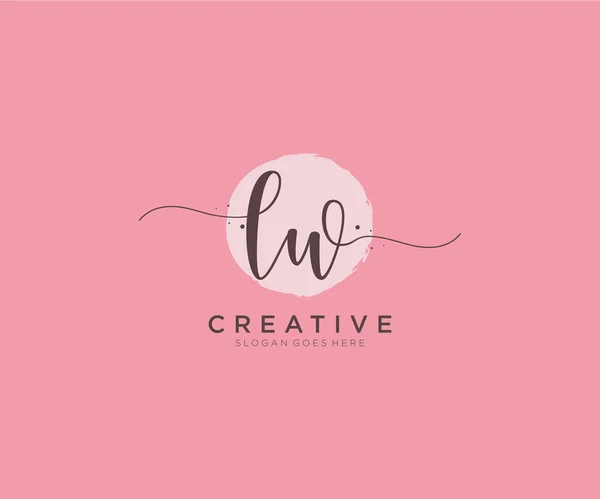 Feminine Logo Beauty Monogram Elegant Logo Design Handwriting Logo Initial — Stock Vector