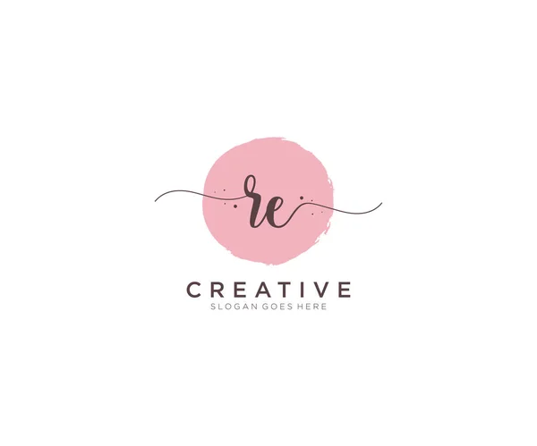 Feminine Logo Skjønnhetsmønster Monogram Elegant Logo Håndskriftslogo Første Signatur Bryllup – stockvektor