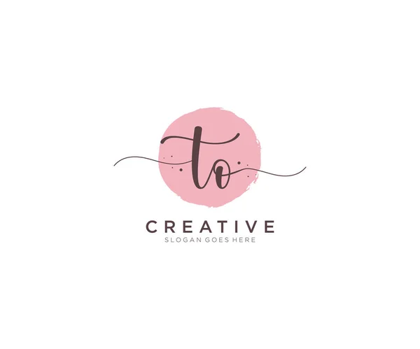 Feminine Logo Beauty Monogram Elegant Logo Design Handwriting Logo Initial — Vector de stock