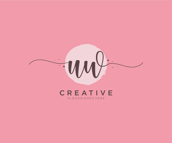 Feminine Logo Beauty Monogram Elegant Logo Design Handwriting Logo Initial — Stock Vector