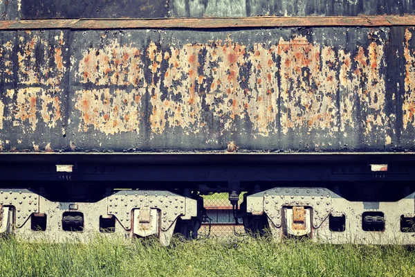 Retro tonificado velho rusty lado locomotiva a vapor — Fotografia de Stock