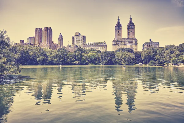 Retro getöntes Foto vom Central Park, New York. — Stockfoto