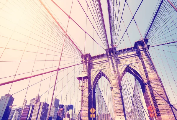 ニューヨーク市ブルックリン橋のヴィンテージトーンの写真 アメリカ — ストック写真