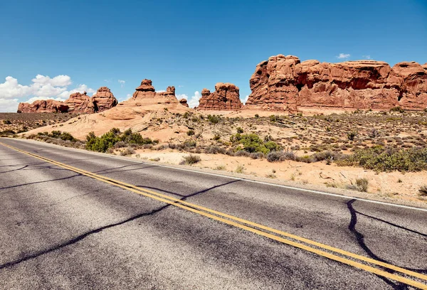 Straße Arches Nationalpark Farbtonung Aufgetragen Utah Usa — Stockfoto
