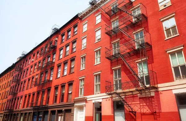 Old Red Brick Buildings Fire Escapes New York City Usa — Stockfoto
