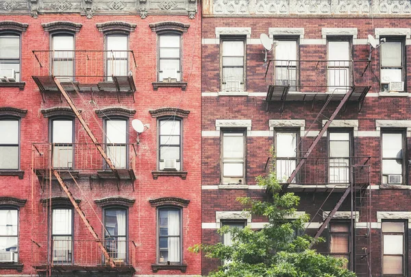 Oude Gebouwen Met Ijzeren Vuur Ontsnapt Kleurtoon Foto New York — Stockfoto