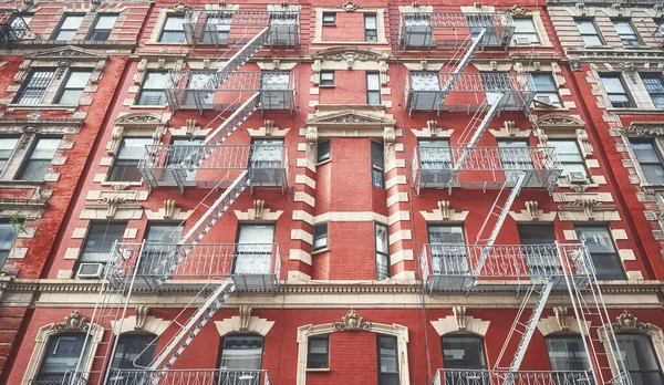 Gammal Röd Tegelbyggnad Med Järnbrandtrappor New York City Usa — Stockfoto