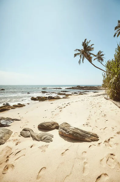 Plage Tropicale Par Une Journée Été Ensoleillée Tonification Rétro Appliquée — Photo