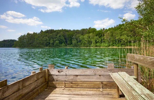 Bench Wooden Fishing Platform Lake Sunny Day Poland — Stock Photo, Image