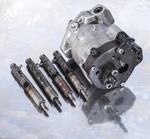 Fuel Injection Pump with injectors. — Stock Photo, Image