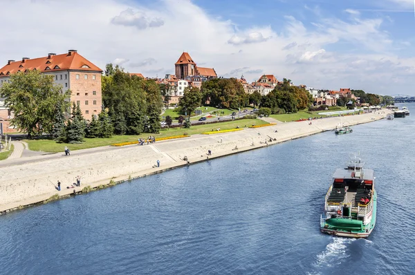 Toruń miasto położone na brzegu rzeki Wisły, Polska. — Zdjęcie stockowe