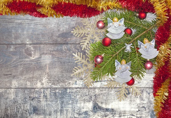 Noel arka plan, rustik ahşap tahta üzerinde dekorasyon. — Stok fotoğraf