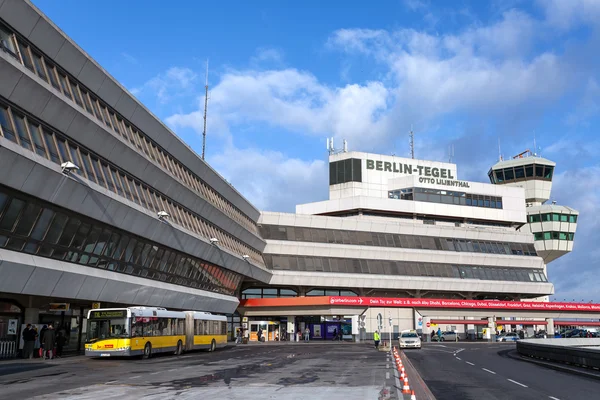 テーゲル空港の表示. — ストック写真