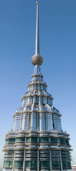 High quality picture of one of Petronas Twin Towers pinnacle. — Stock Photo, Image