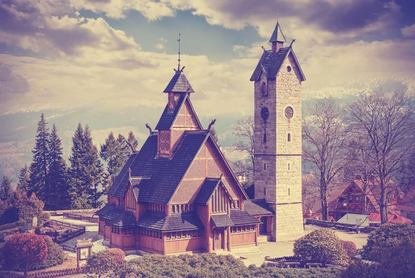 Vintage retro filtrado velho templo de madeira Wang . — Fotografia de Stock