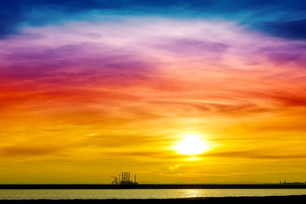 Colorful sunrise over harbor. — Stock Photo, Image