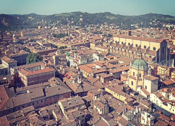 Retro tonda Bologna eski şehrin havadan görünümü. — Stok fotoğraf