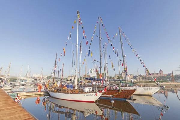 Marina de Szczecin con yates . — Foto de Stock